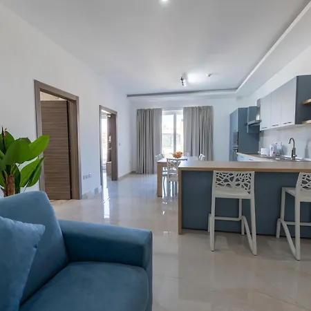 Swieqi Brand New 3bdr - Fl3 דירה